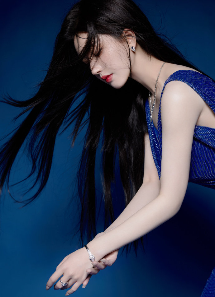 南宫NG28-杨玉环的三港版95